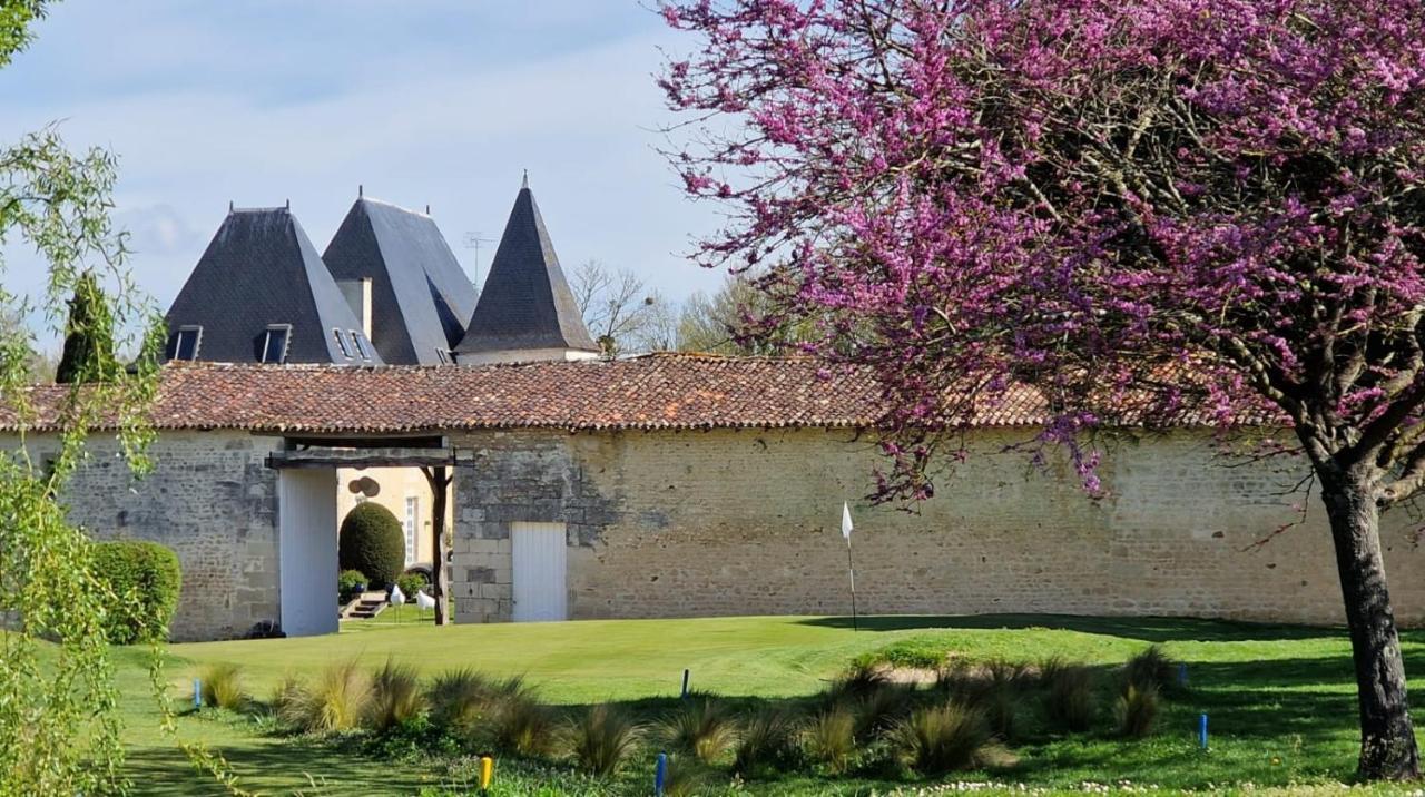 Chateau De La Vallade Saint-Porchaire Dış mekan fotoğraf